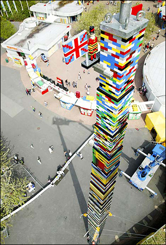 20080603a_tour_lego_monde.jpg